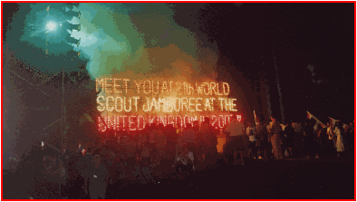 Lo striscione Meet you at the World Scout Jamboree durante la chiusura